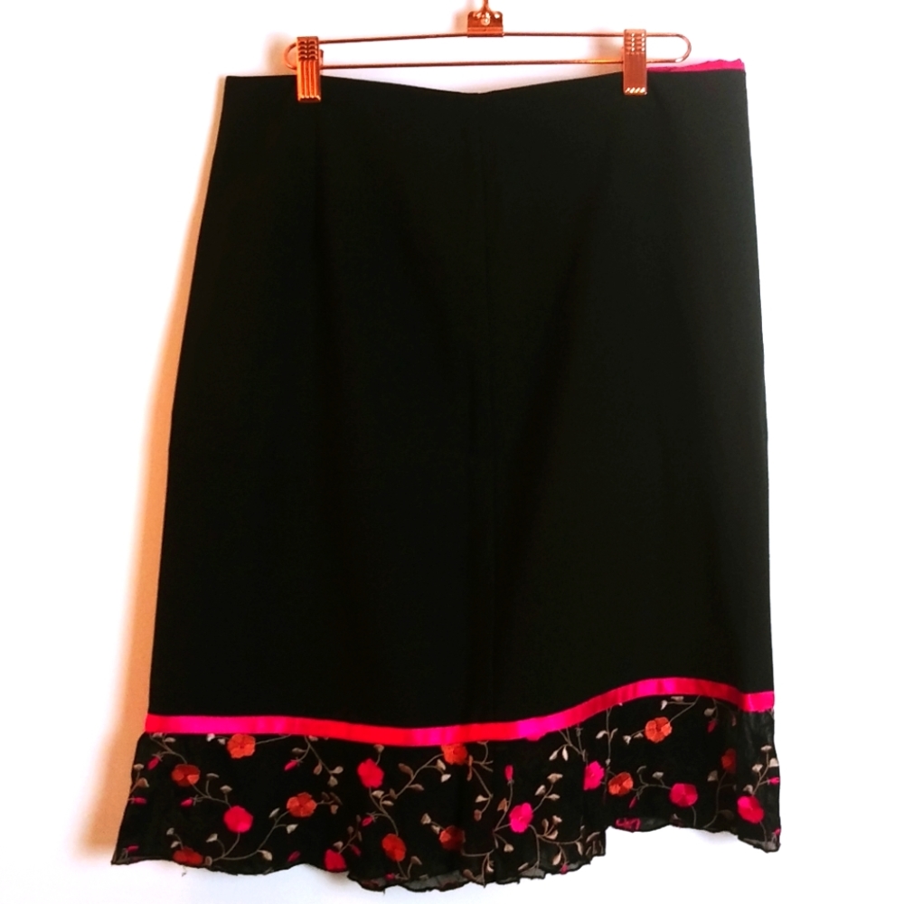 Karen Kane Skirt Black & Pink Size 10 Cottagecore